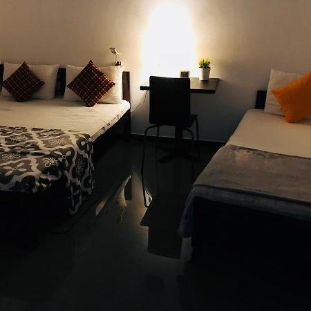 House Of Seya Bed & Breakfast เนกอมโบ ภายนอก รูปภาพ