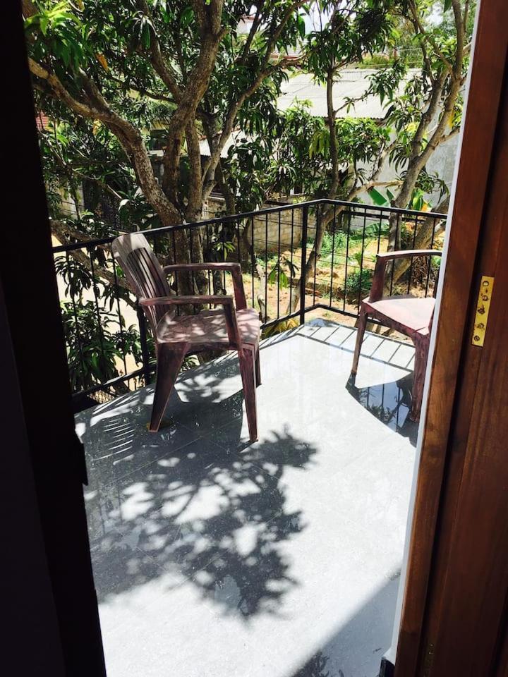 House Of Seya Bed & Breakfast เนกอมโบ ภายนอก รูปภาพ