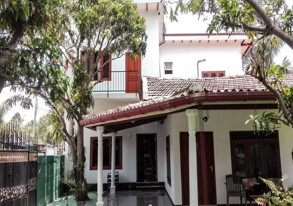 House Of Seya Bed & Breakfast เนกอมโบ ภายนอก รูปภาพ
