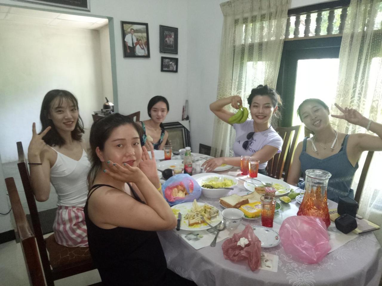 House Of Seya Bed & Breakfast เนกอมโบ ภายนอก รูปภาพ
