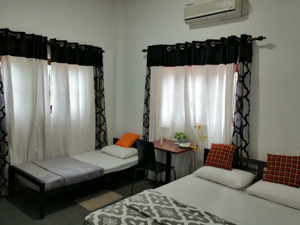 House Of Seya Bed & Breakfast เนกอมโบ ภายนอก รูปภาพ