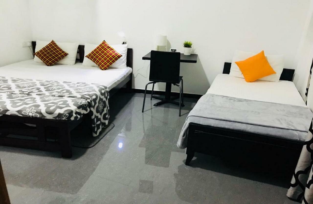 House Of Seya Bed & Breakfast เนกอมโบ ภายนอก รูปภาพ